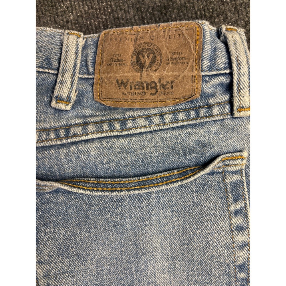 Wrangler Straight Jeans Mens 36x34 Blue Denim Low Waist High Rise Medium Wash - Picture 2 of 10